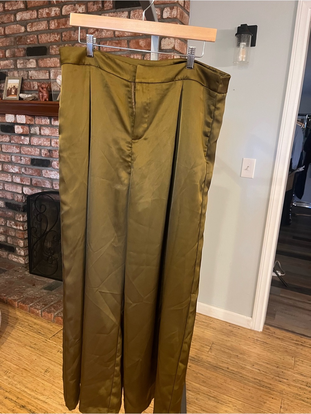 Wide-Leg Satin Trousers in Olive Green - Women